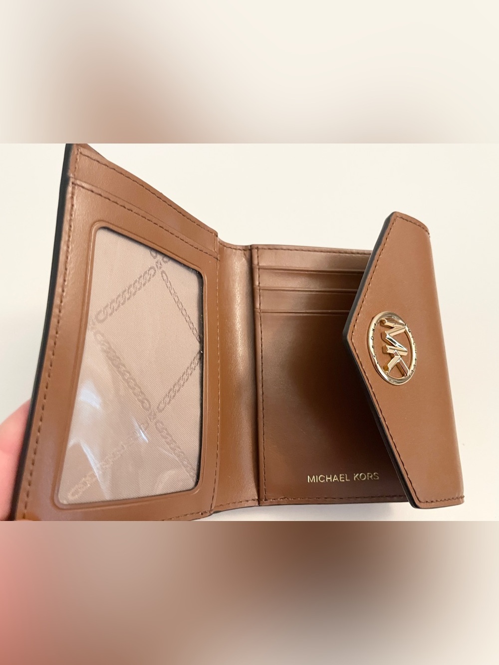 Michael Kors Carmen Medium Envelope Trifold Wallet Brown White and Pink - Picture 3 of 3